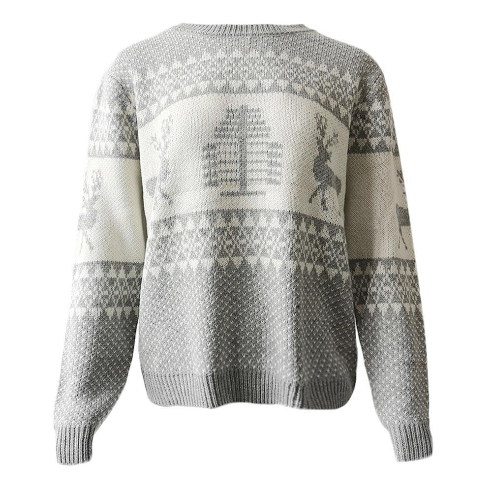 Christina | Eleganter Weihnachtsbaum und Rentierpullover