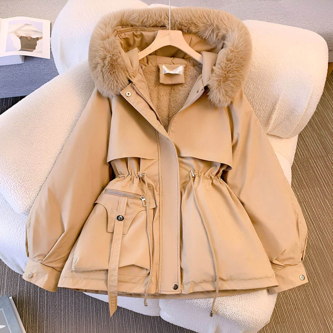 Mathilda™ – Eleganter Wintermantel