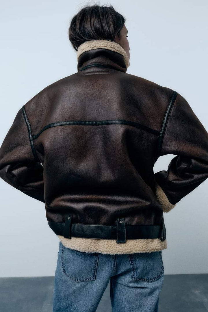Karina | Jacke mit Revers aus Kunstmaterial
